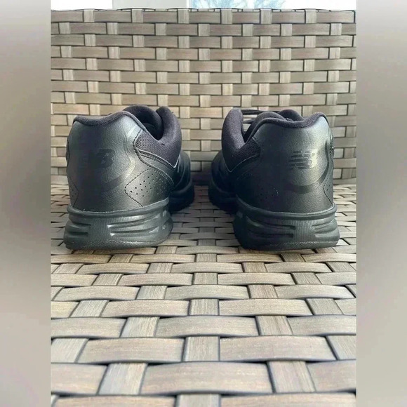 New Balance Men’s 411v1 Comfort Ride Sneaker Size 15 Color Black - Picture 5 of 6